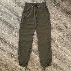 Lululemon Dance Studio Mid-Rise Pant new